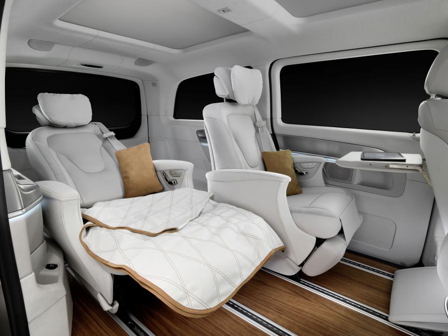  Mercedes-Benz Concept V-ision e 2015 года  (фото 5 из 5)